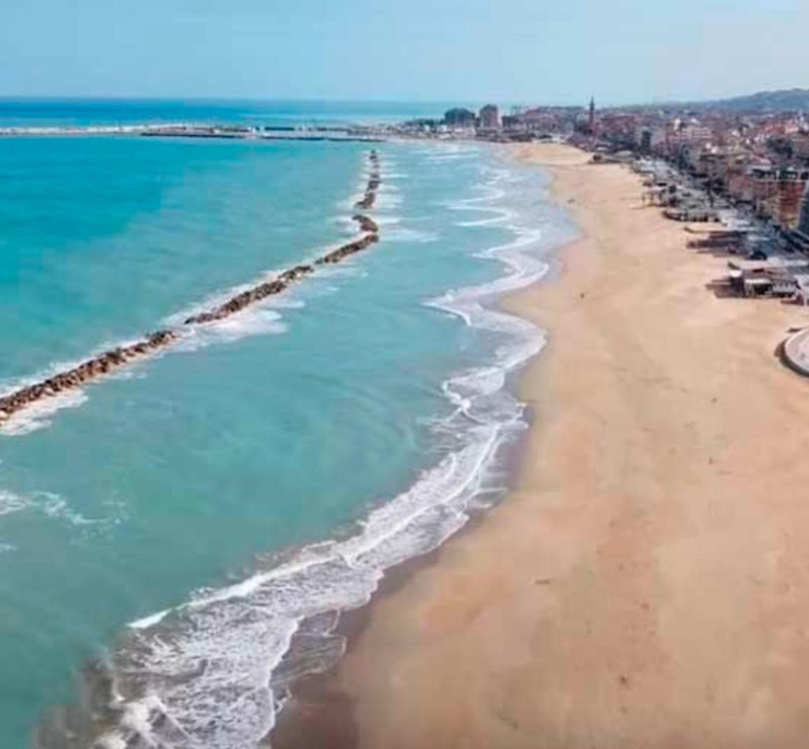 Ferienwohnung La Voce Del Mare 3 Civitanova Marche Exterior foto