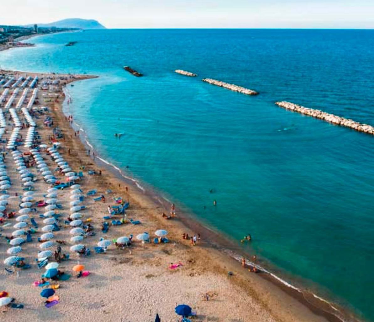 Ferienwohnung La Voce Del Mare 3 Civitanova Marche Exterior foto
